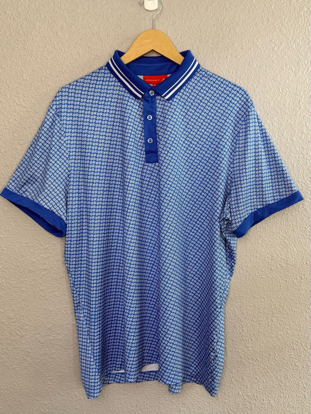 Redvanly | Performance Golf Polo | R Design Print  | Size XL